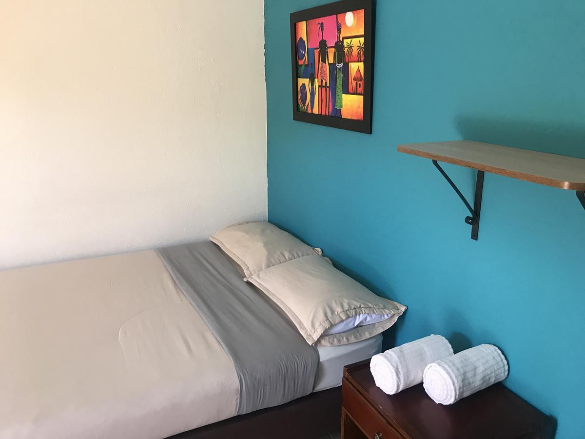 Hostal El Hangar Rionegro Exterior foto