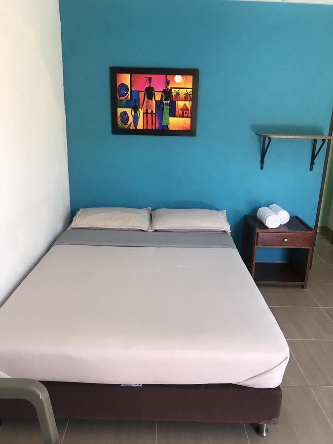 Hostal El Hangar Rionegro Exterior foto